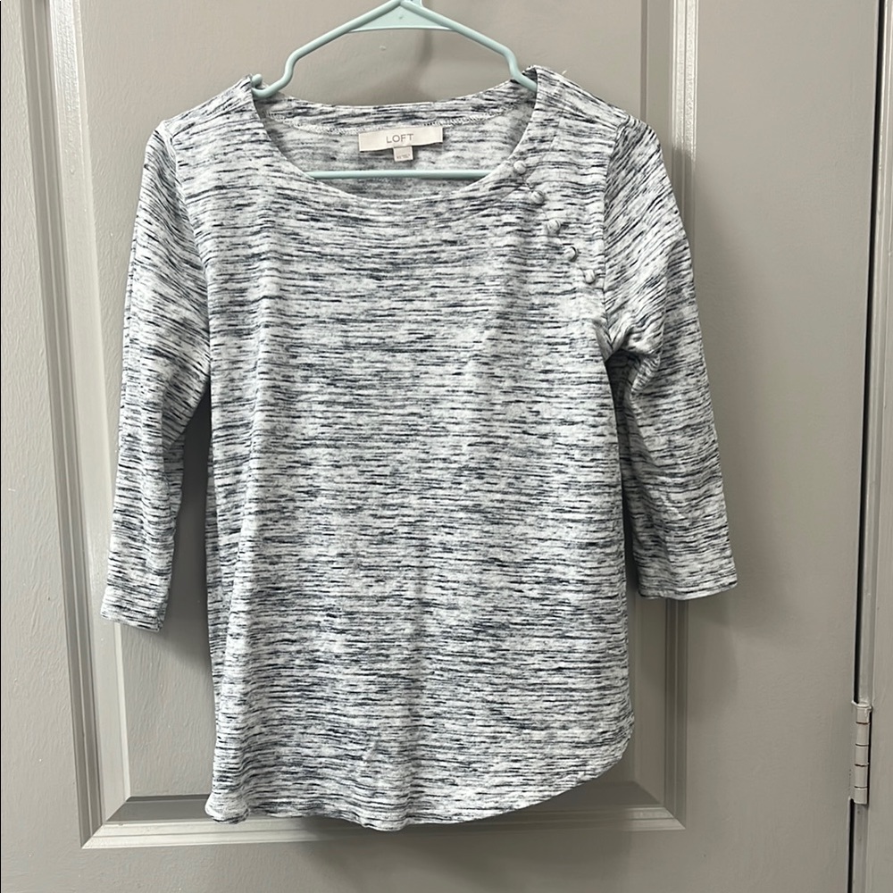 LOFT Gray 3/4 Sleeve Shirt
